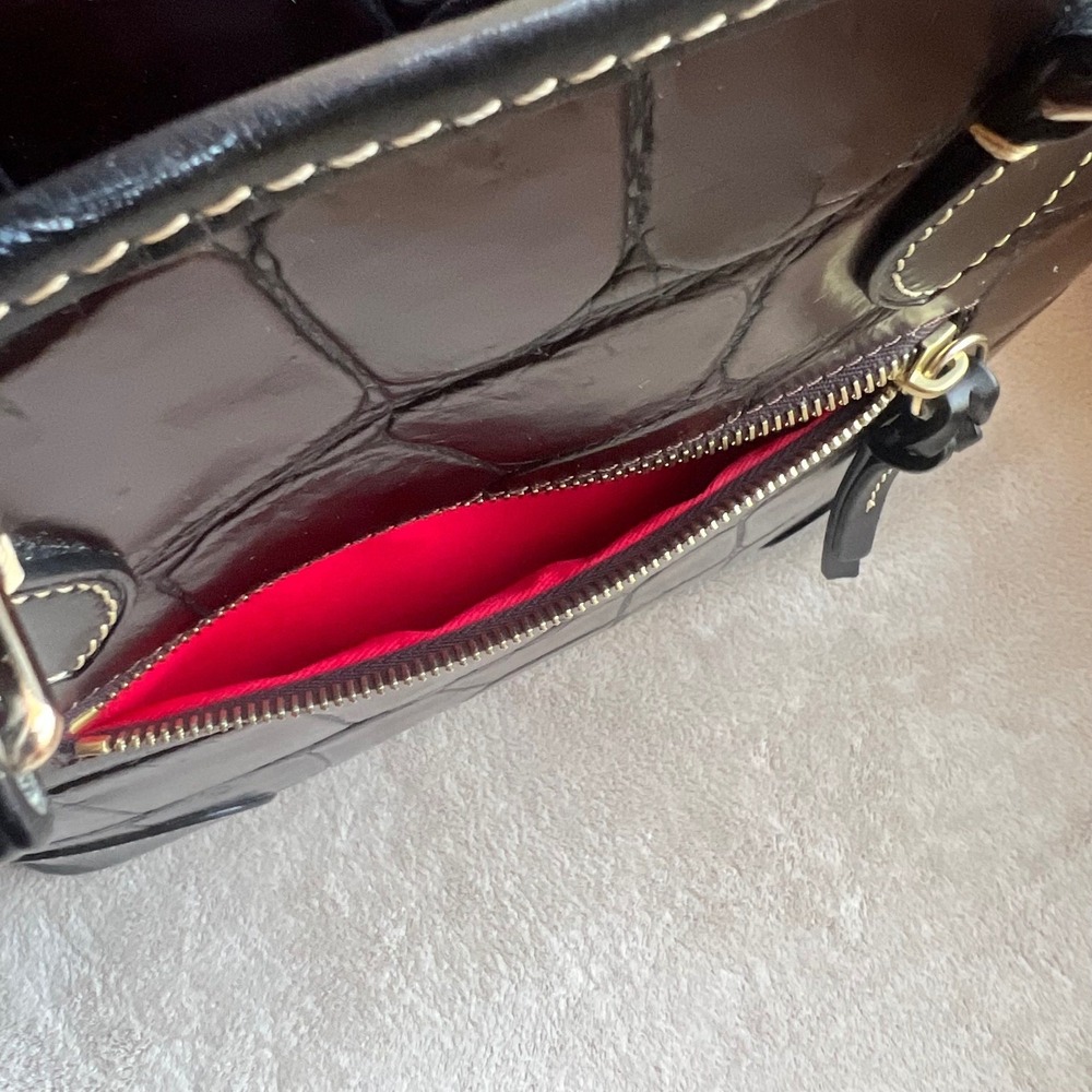 Dooney‎ & Bourke Denison Brielle Espresso Croc Embossed Leather Tote Black Trim - Picture 8 of 16